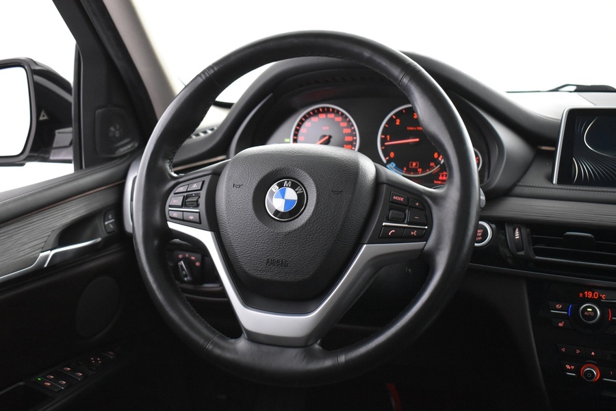 BMW X5 vaihtoauto