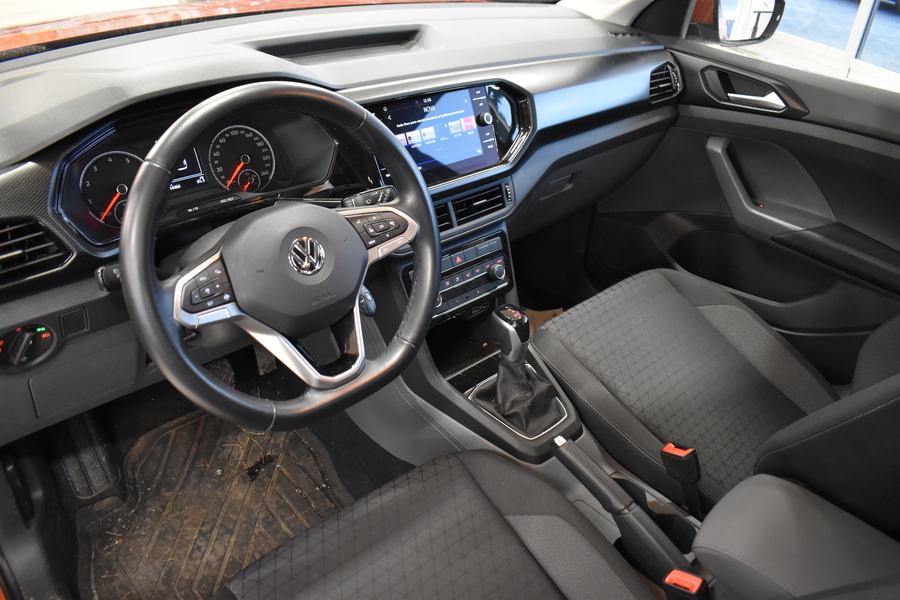 Volkswagen T-Cross vaihtoauto