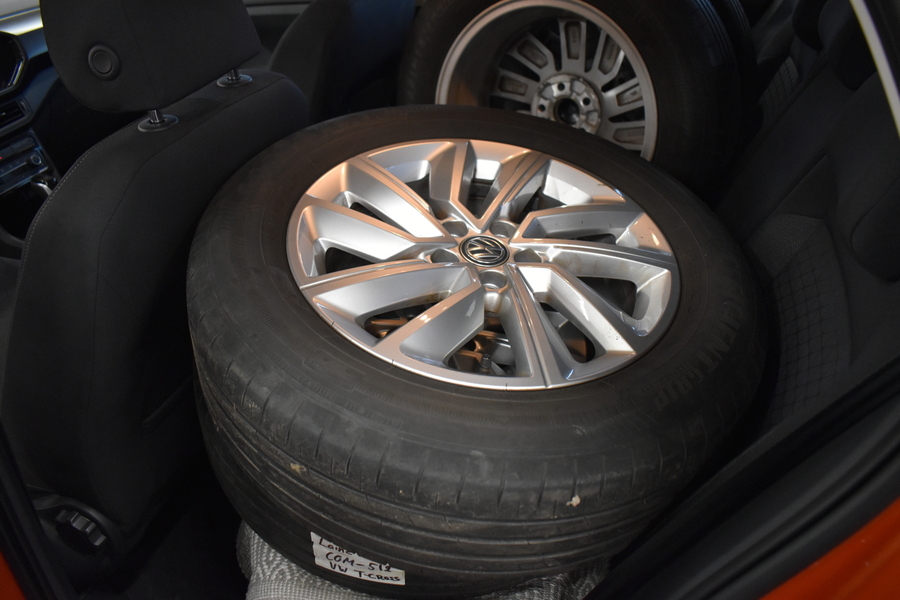 Volkswagen T-Cross vaihtoauto