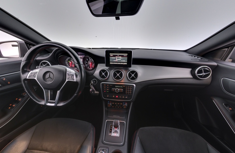 Mercedes-Benz CLA vaihtoauto