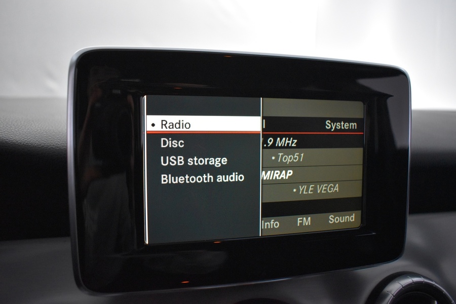 Mercedes-Benz CLA vaihtoauto