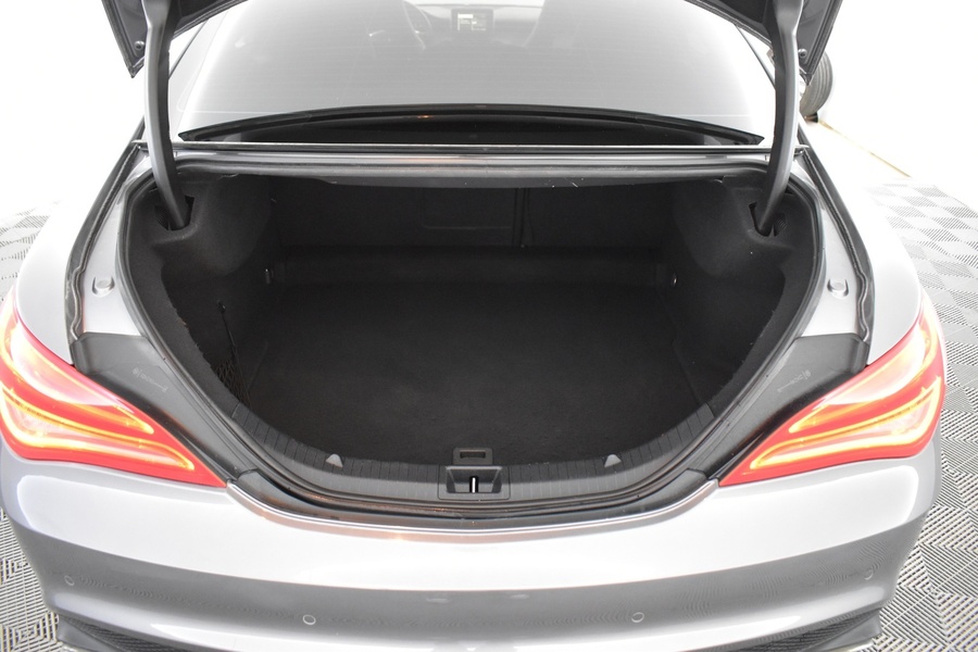 Mercedes-Benz CLA vaihtoauto