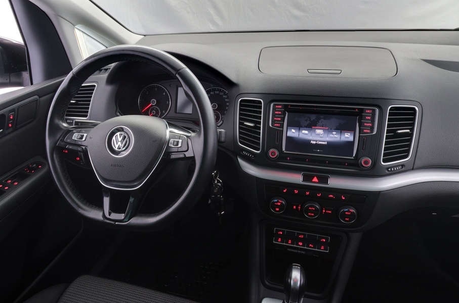 Volkswagen Sharan vaihtoauto