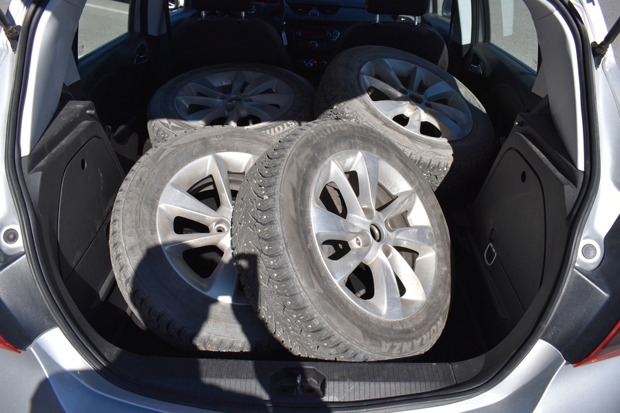 Opel Corsa vaihtoauto