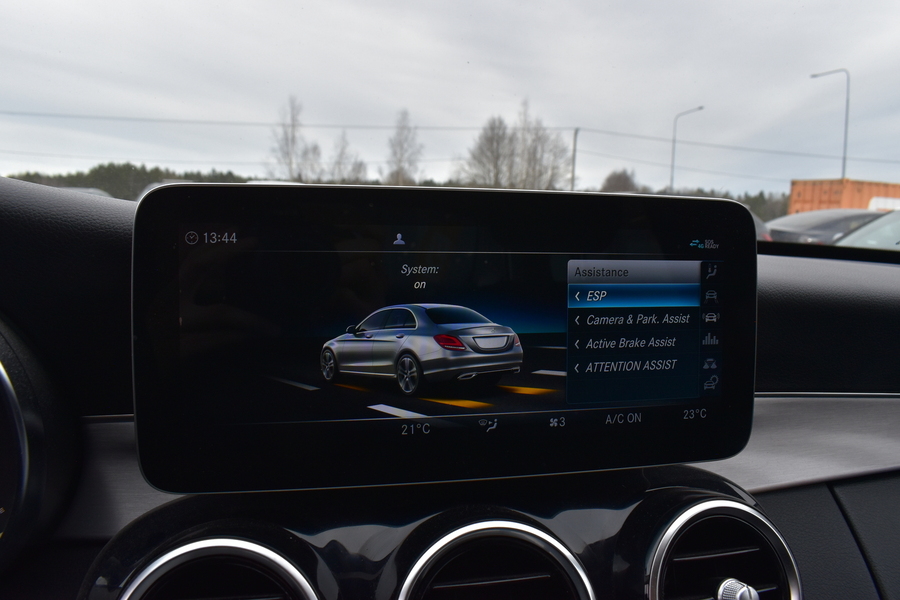 Mercedes-Benz C vaihtoauto