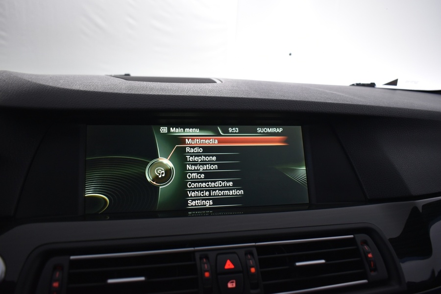 BMW M550d vaihtoauto