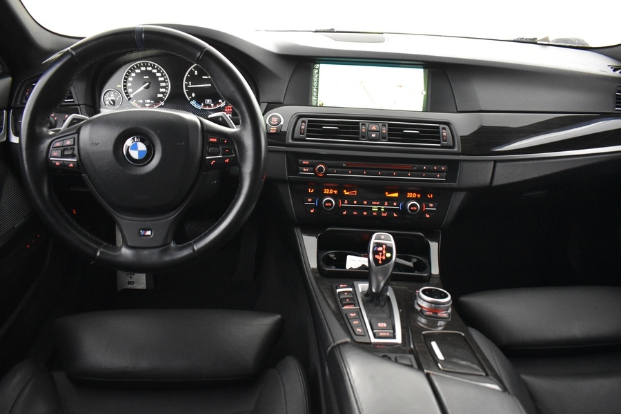 BMW M550d vaihtoauto