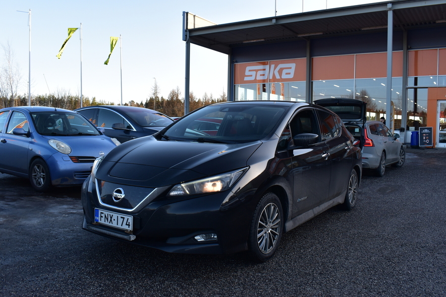Nissan Leaf vaihtoauto