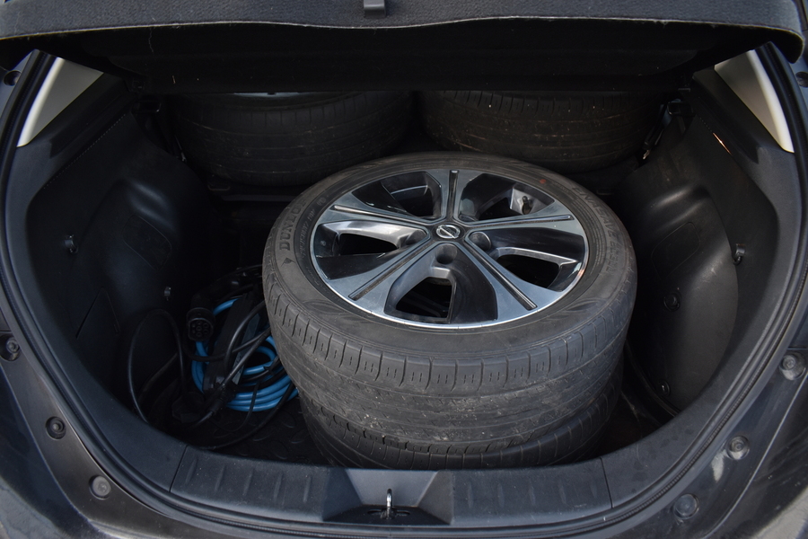 Nissan Leaf vaihtoauto