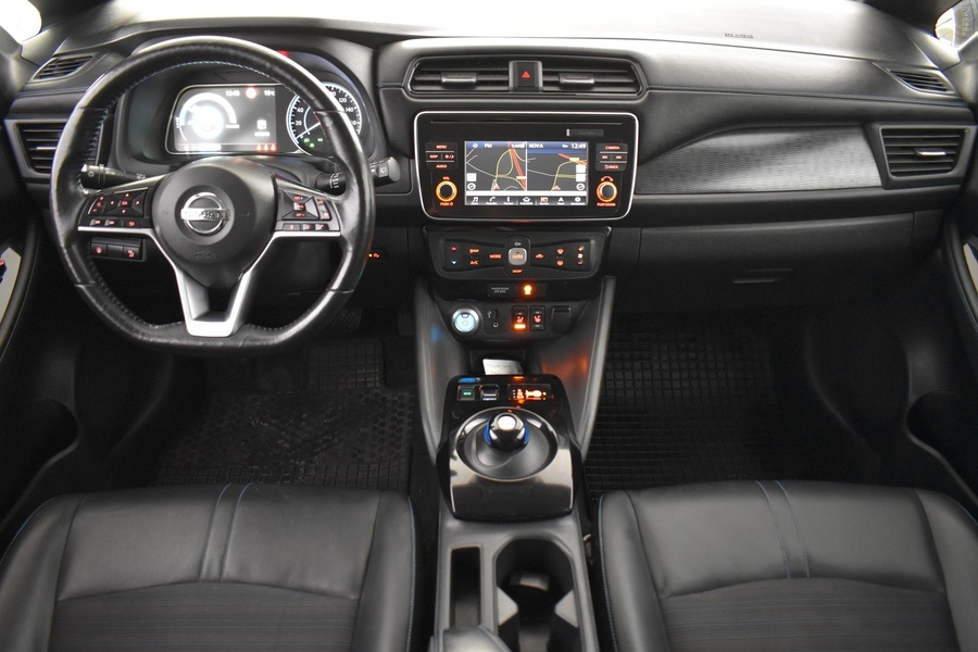 Nissan Leaf vaihtoauto