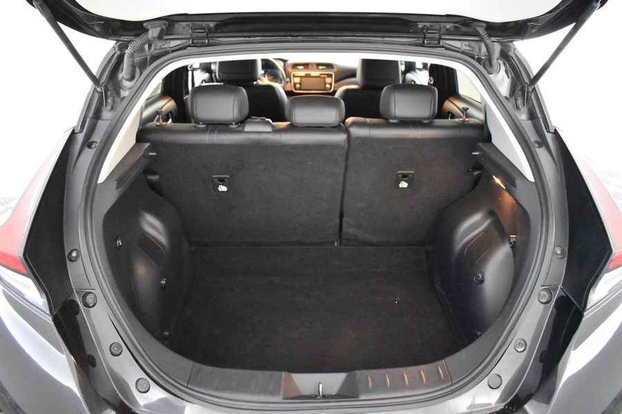 Nissan Leaf vaihtoauto