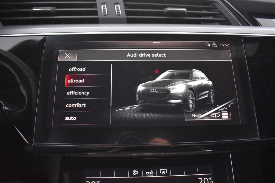 Audi e-tron vaihtoauto