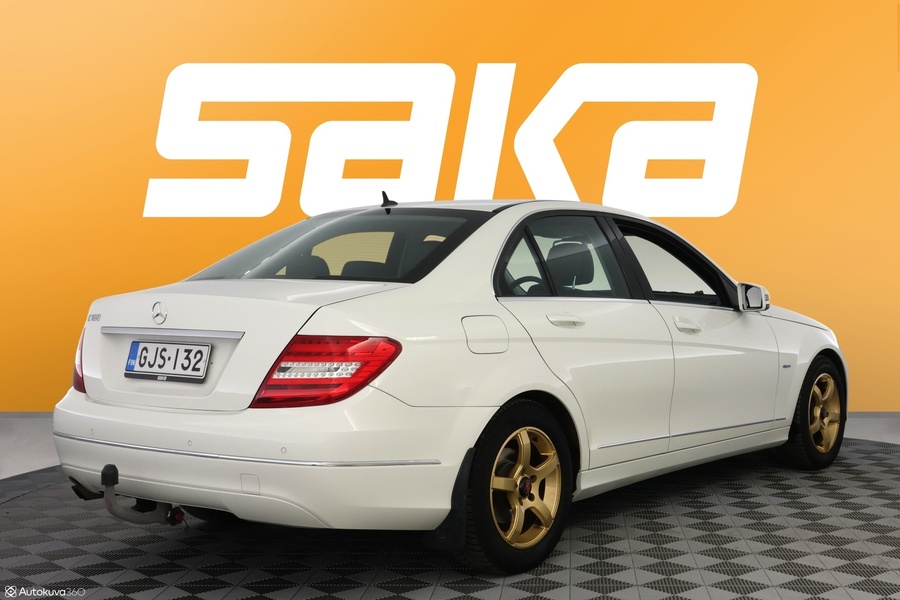 Mercedes-Benz C vaihtoauto