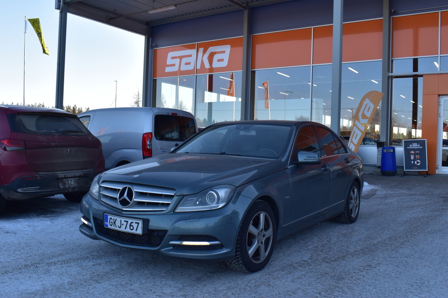 Mercedes-Benz C vaihtoauto