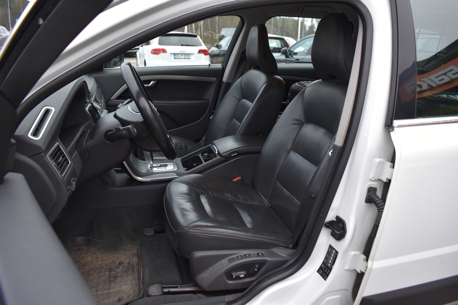 Volvo XC70 vaihtoauto