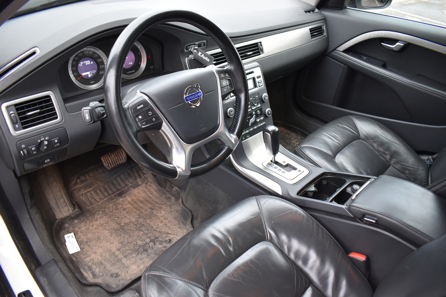 Volvo XC70 vaihtoauto