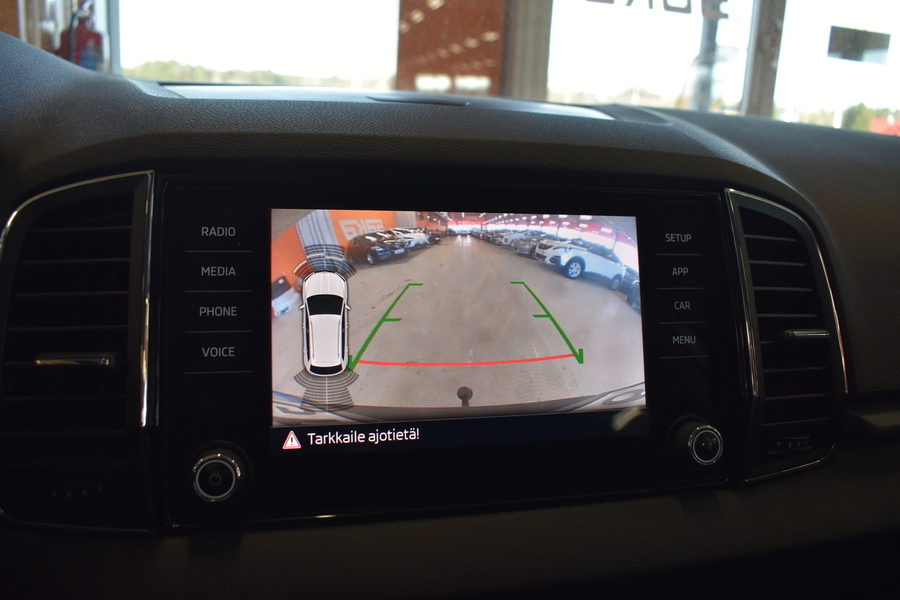 Skoda Karoq vaihtoauto