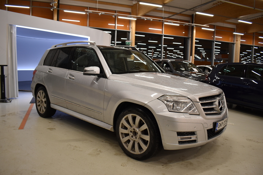 Mercedes-Benz GLK vaihtoauto