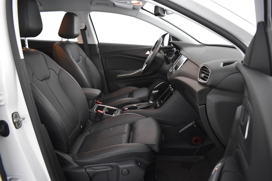 Opel Grandland X vaihtoauto