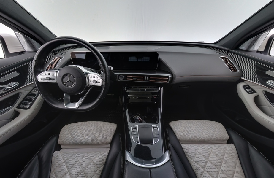 Mercedes-Benz EQC vaihtoauto