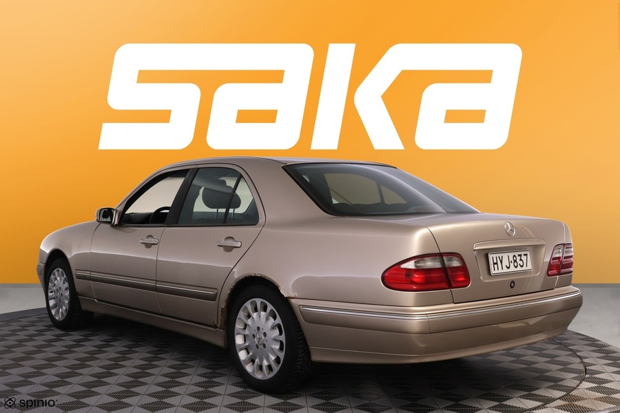 Mercedes-Benz E vaihtoauto