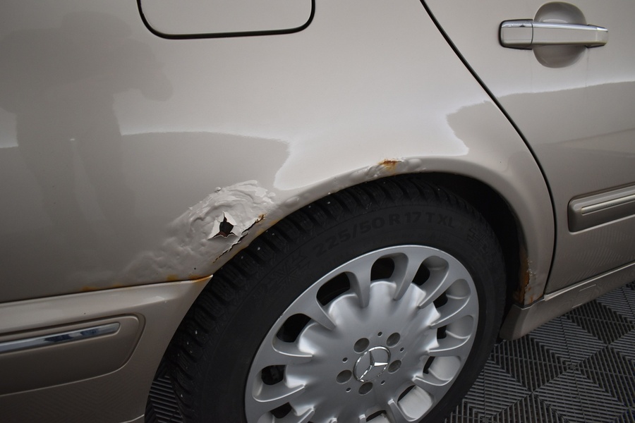 Mercedes-Benz E vaihtoauto