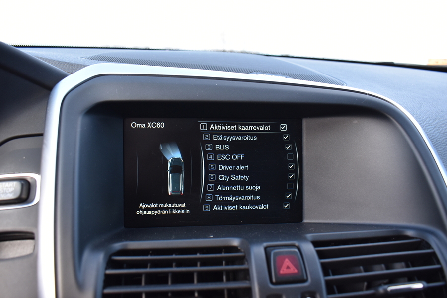 Volvo XC60 vaihtoauto