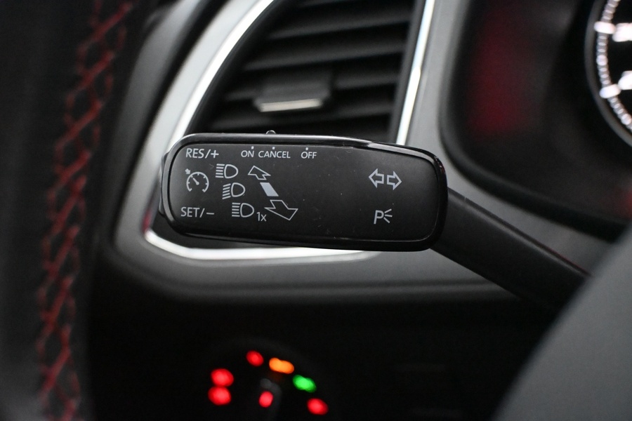 SEAT Leon vaihtoauto