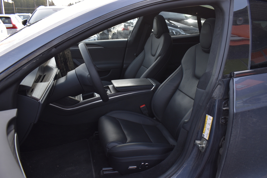 Tesla Model S vaihtoauto