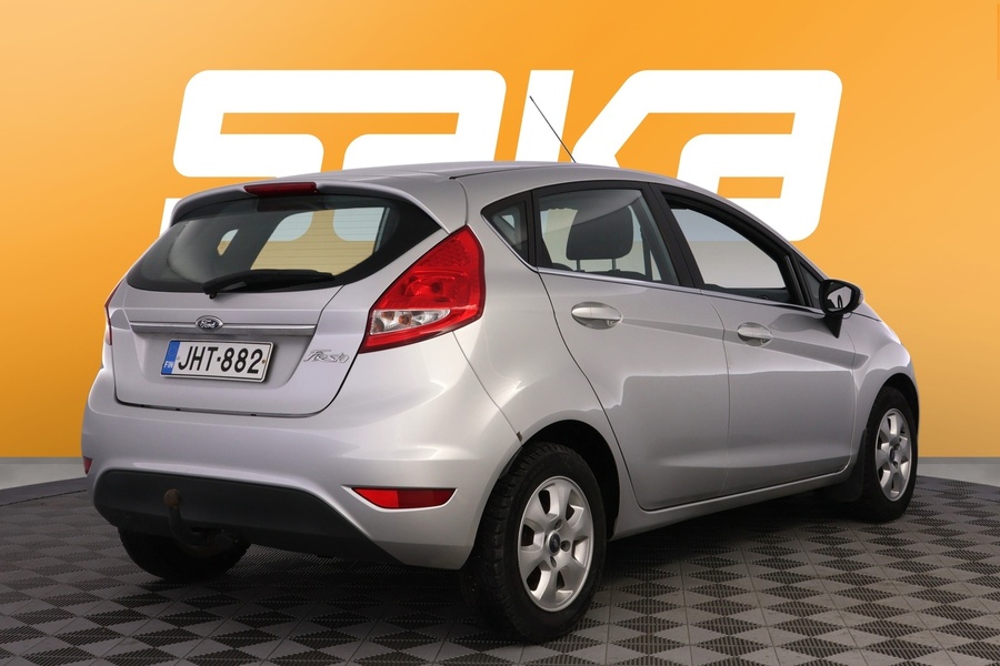 Ford Fiesta vaihtoauto