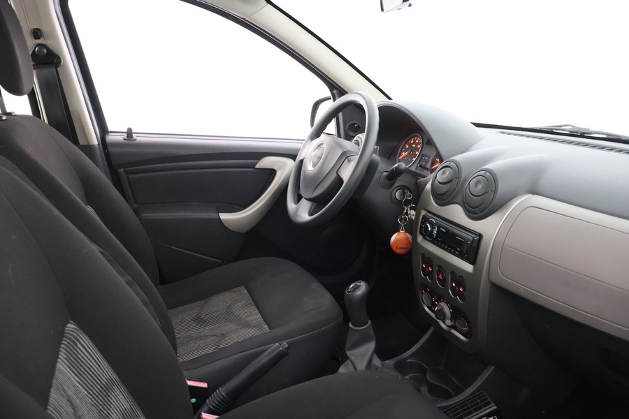 Dacia Sandero vaihtoauto