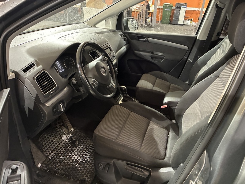 Volkswagen Sharan vaihtoauto