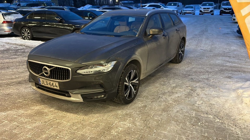 Volvo V90 Cross Country vaihtoauto