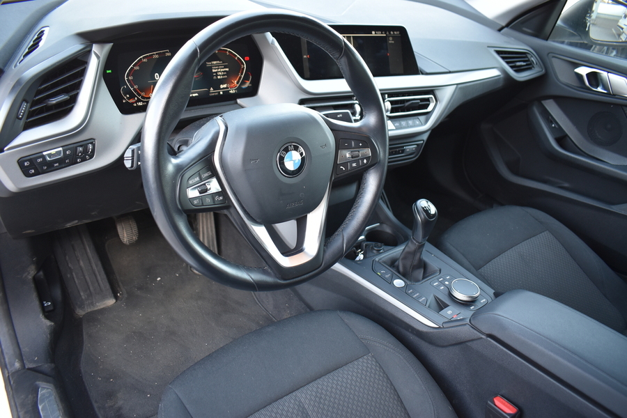 BMW 218 vaihtoauto
