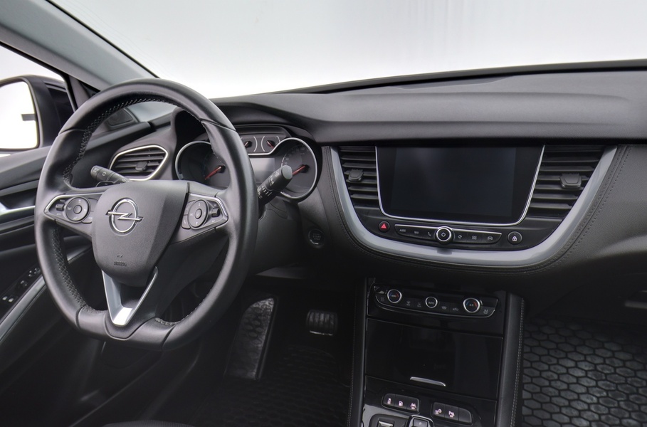 Opel Grandland X vaihtoauto