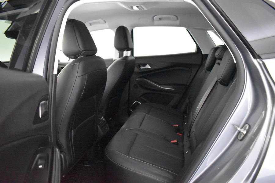 Opel Grandland X vaihtoauto