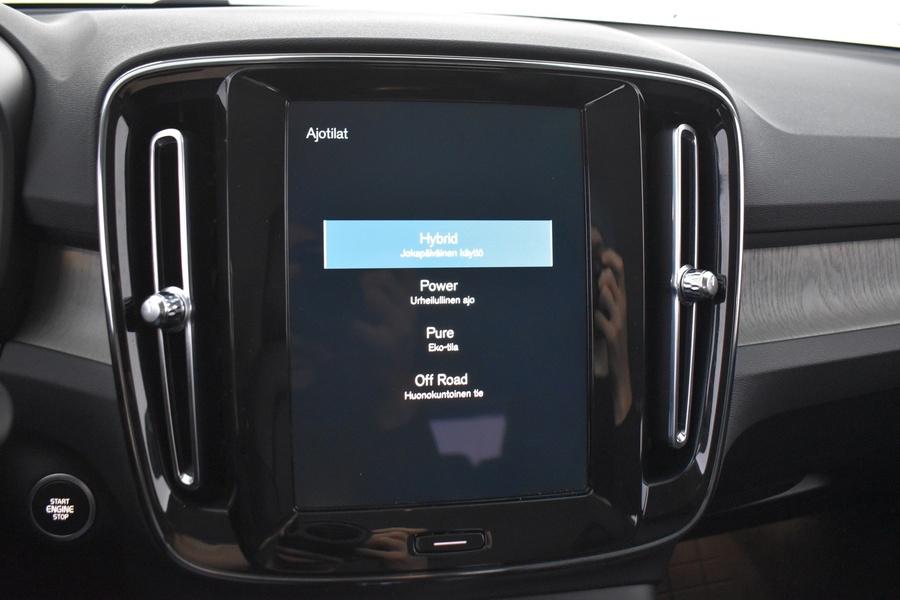 Volvo XC40 vaihtoauto