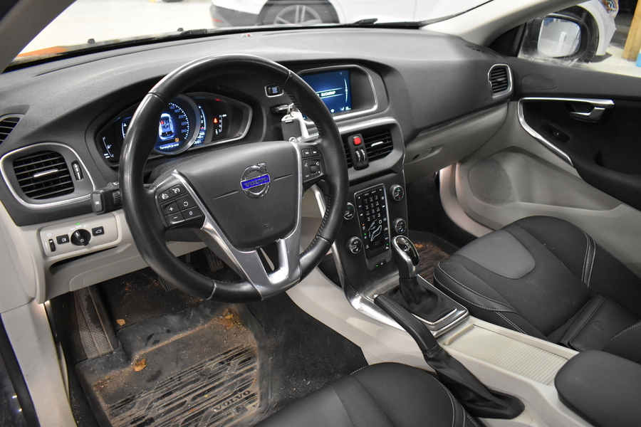 Volvo V40 vaihtoauto