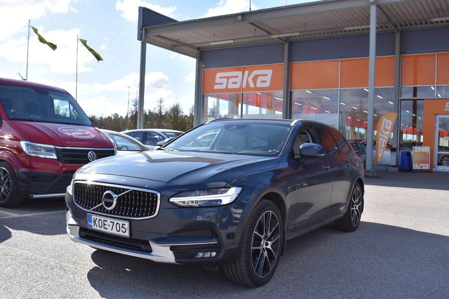 Volvo V90 Cross Country vaihtoauto