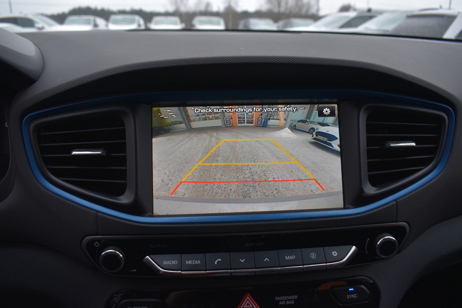 Hyundai IONIQ hybrid vaihtoauto