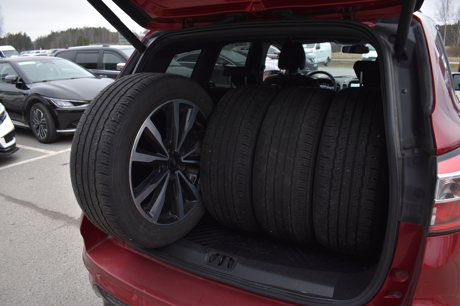 Ford Kuga vaihtoauto