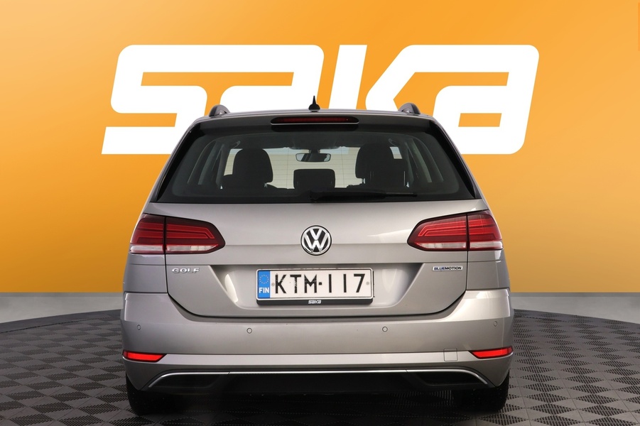 Volkswagen Golf vaihtoauto