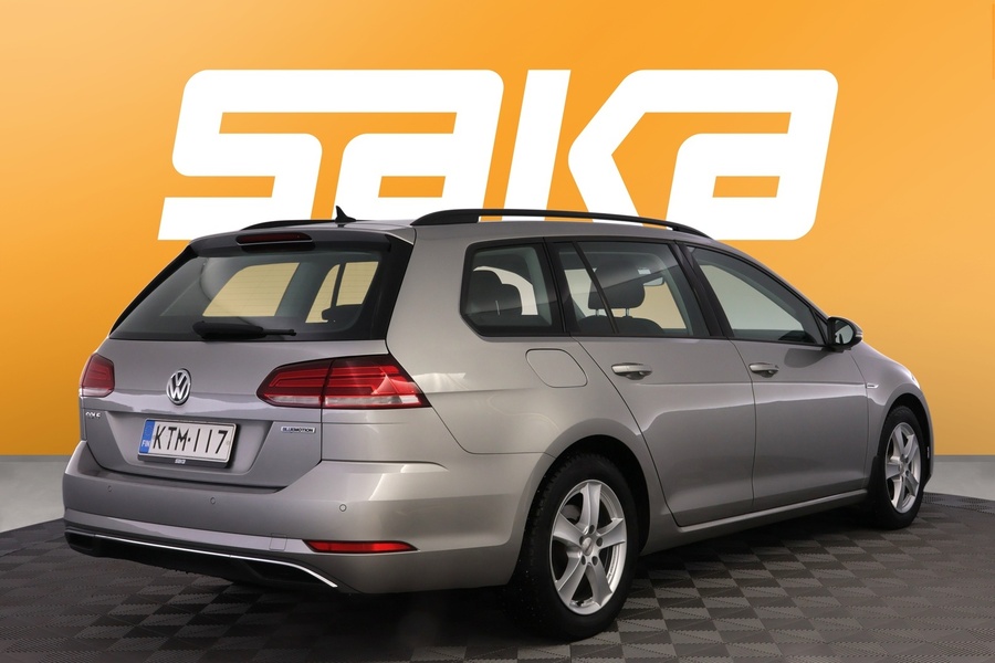 Volkswagen Golf vaihtoauto