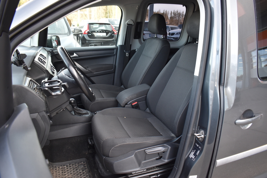 Volkswagen Caddy Maxi vaihtoauto