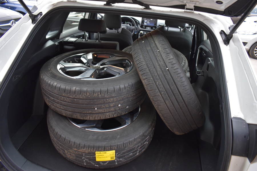 Toyota RAV4 vaihtoauto