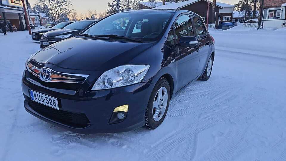 Toyota Auris vaihtoauto