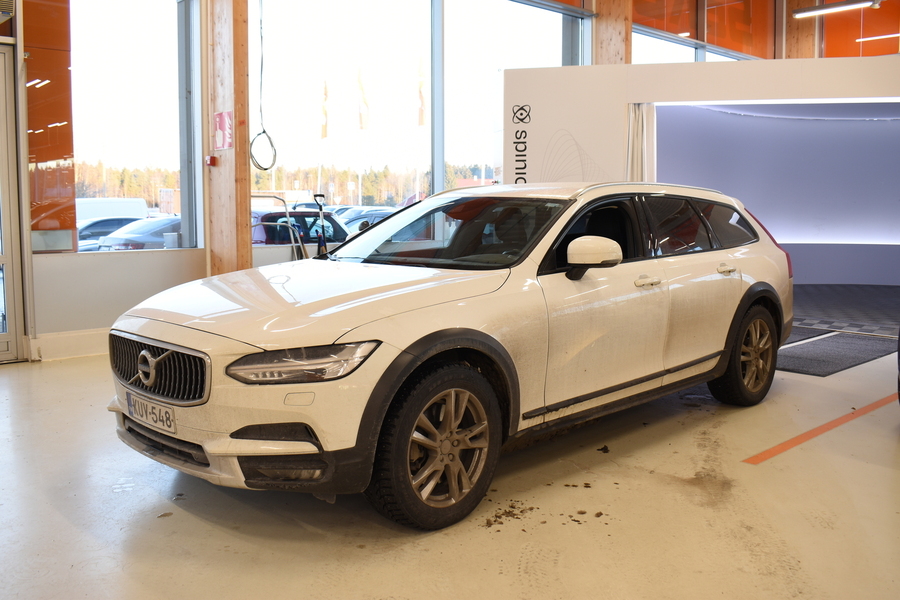 Volvo V90 Cross Country vaihtoauto