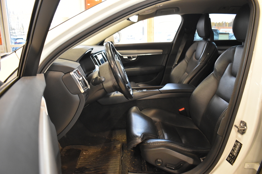 Volvo V90 Cross Country vaihtoauto