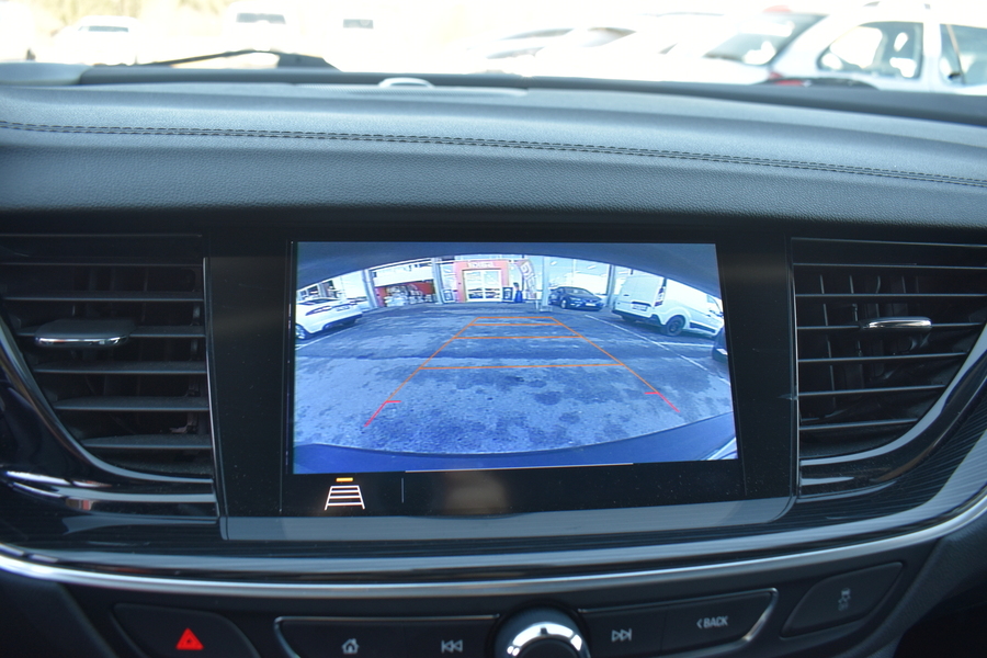 Opel Insignia vaihtoauto