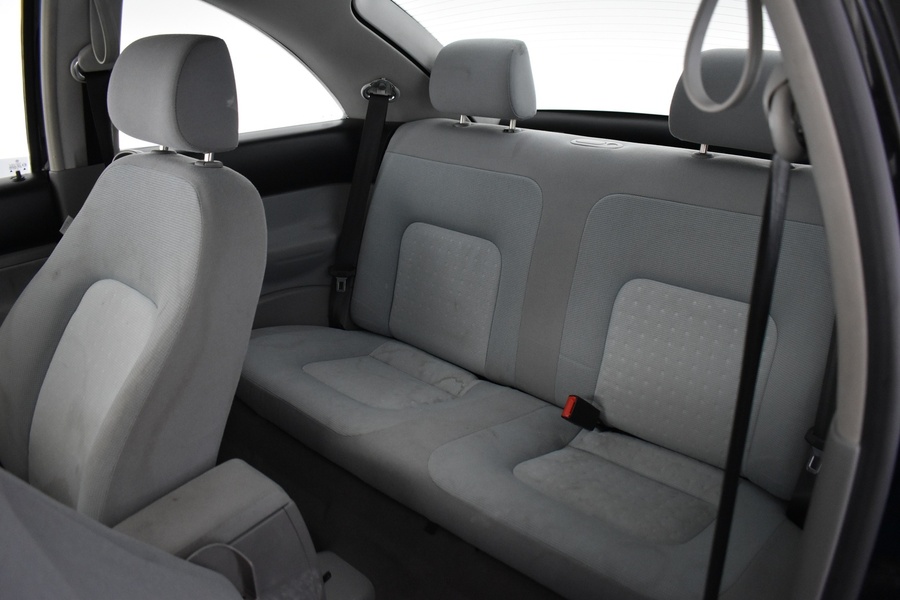 Volkswagen New Beetle vaihtoauto